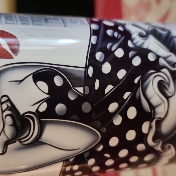 Betty Boop Kissing 💋 Tumbler.  20oz NWT Hand Crafted - Picture 8 of 10